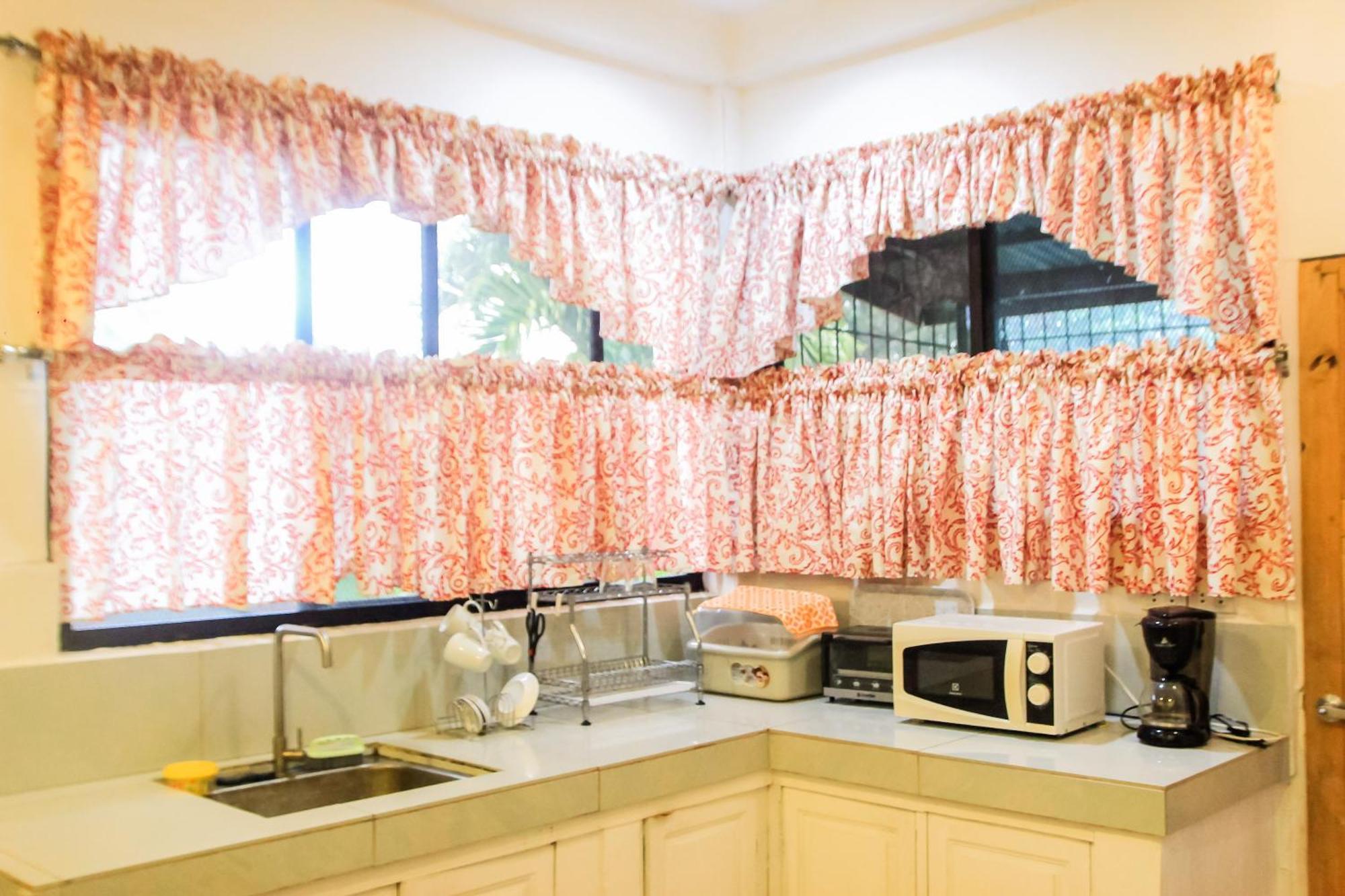 Balay 8 Suites Silay Bagian luar foto